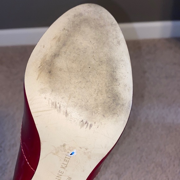 Heels - Picture 6 of 8